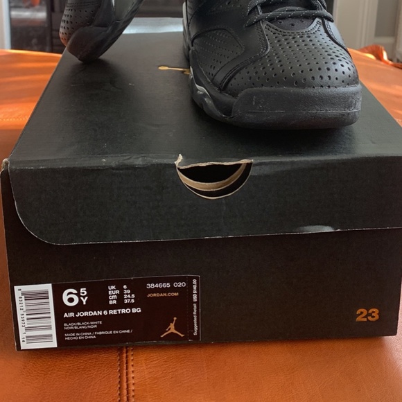 Black cat air jordans - Picture 2 of 2